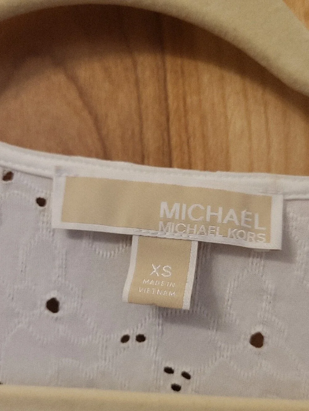 Michael Kors White Eyelet V-Neck Flutter Sleeve Blouse